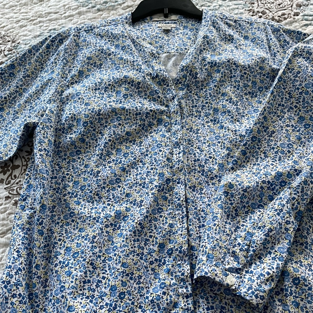 LL Bean Spring top